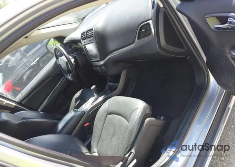 2018 Dodge Journey Crossroad z USA, uszkodzony, nr VIN 3C4PDCGGXJT490023